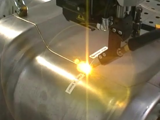 2、激光器焊接技術(shù)是利用什么原理？